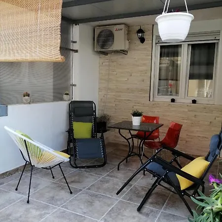 Apartman Jele With Garden Apartment Split