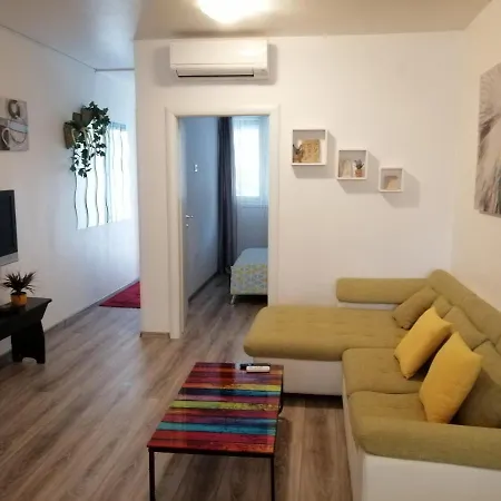 Apartment Apartman Jele With Garden *